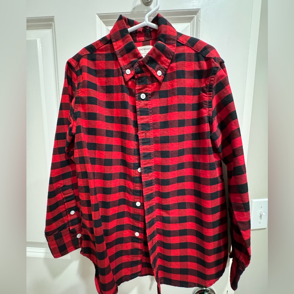 Crew cuts- red/black check long sleeve button down shirt- Sz 6-7. Like new.